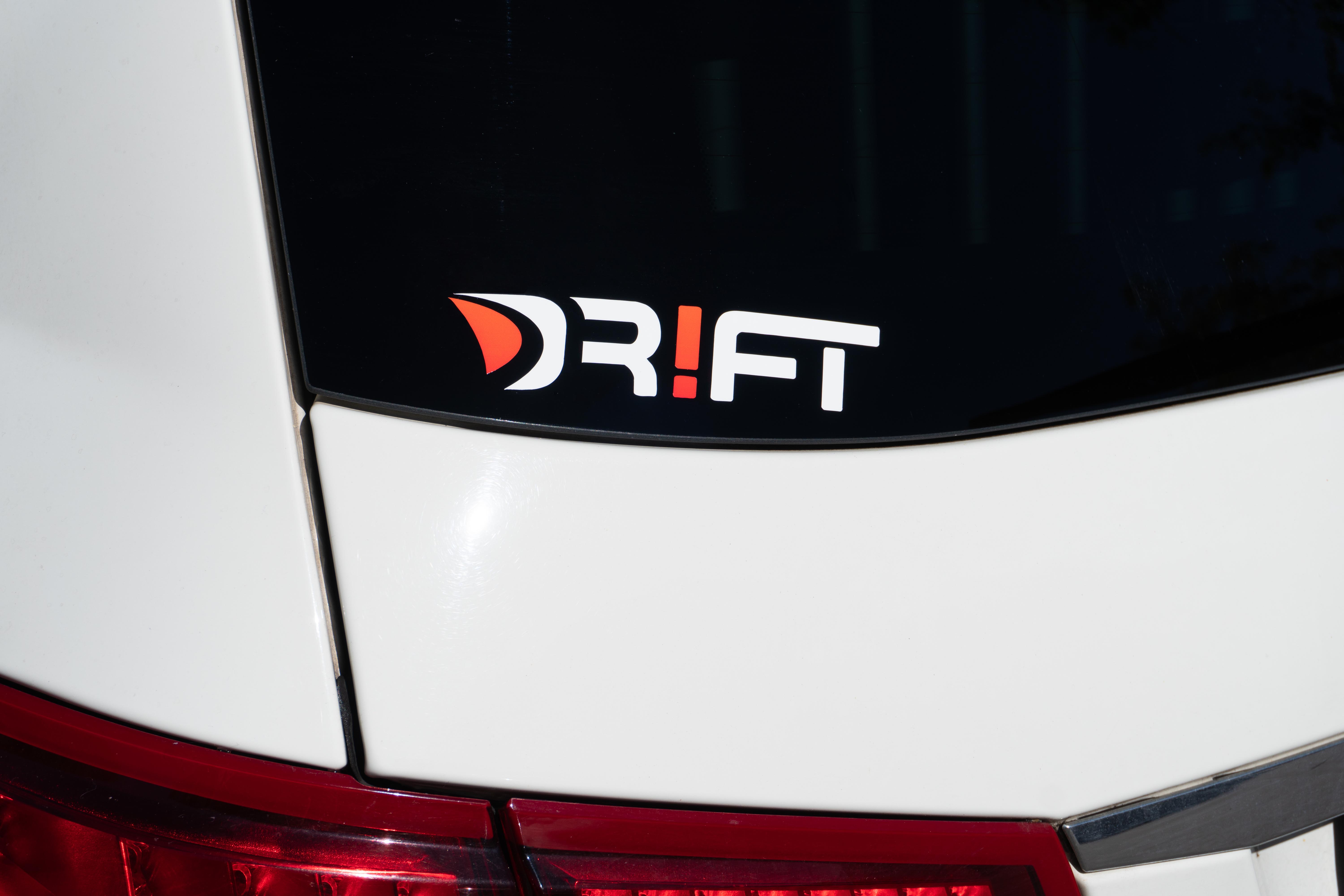 Aufkleber „DR!FT“ 15cm - schwarz und weiß