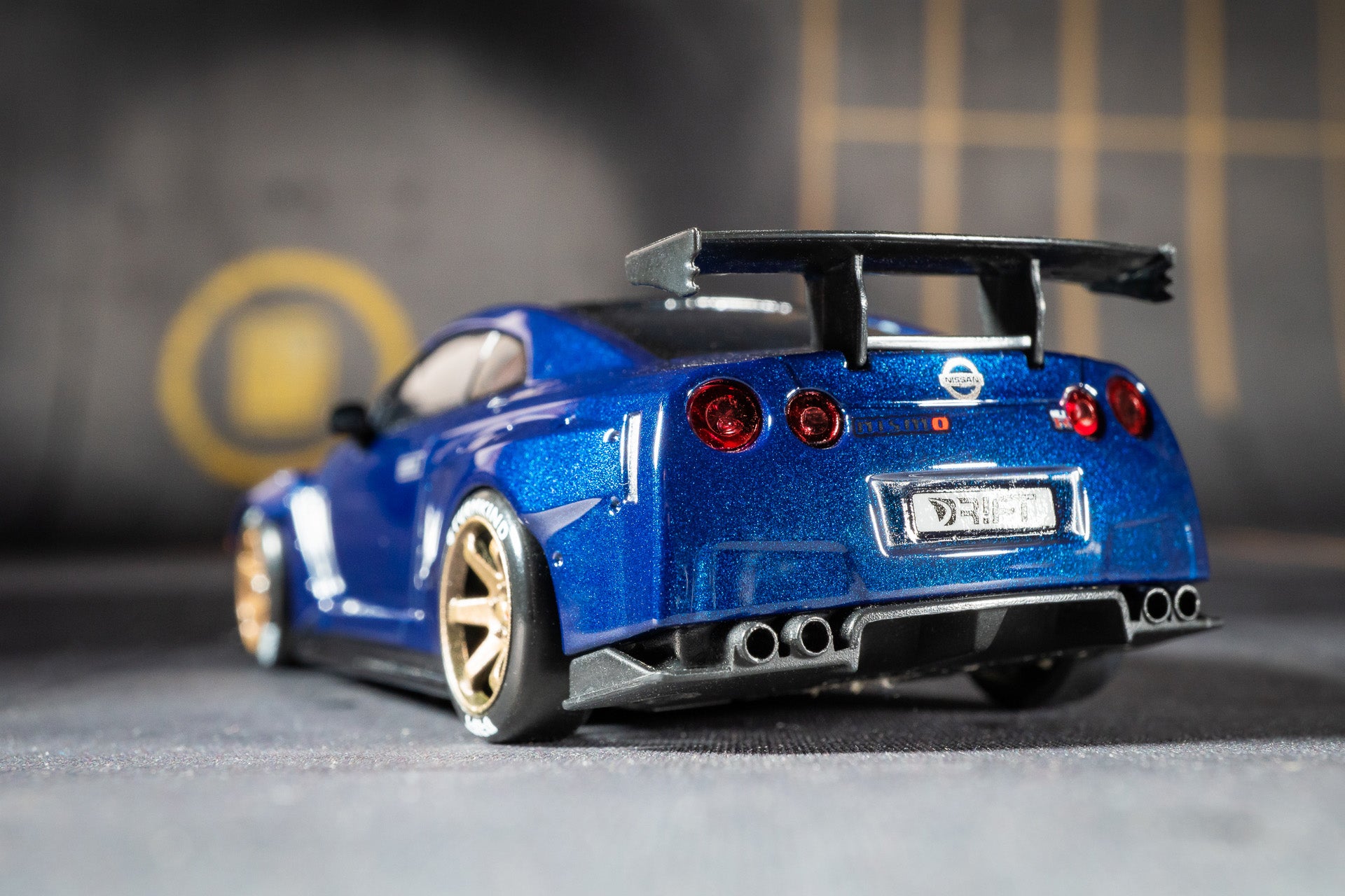 Nissan GT-R (R35) Deep Blue Pearl